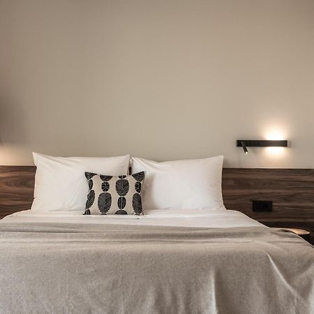 Aku Suites With Private Pools Stalida Room photo